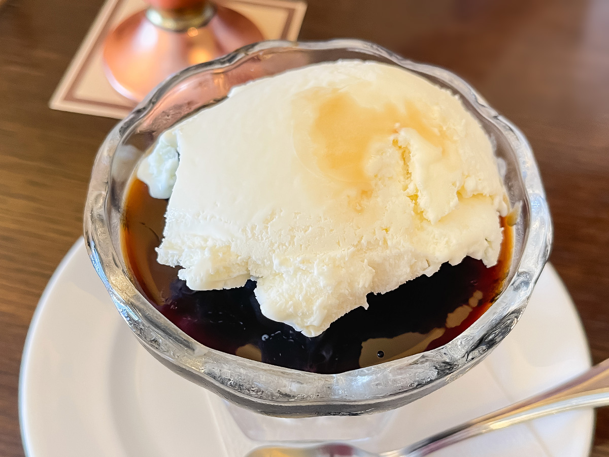 自家焙煎「尾道浪漫珈琲」で珈琲ゼリーとフルーツワッフル食べたよ！／広島県