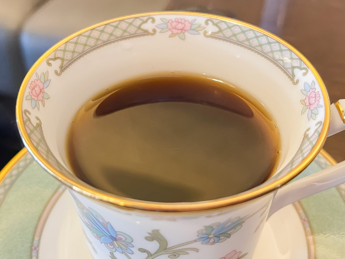 自家焙煎「尾道浪漫珈琲」で珈琲ゼリーとフルーツワッフル食べたよ！／広島県