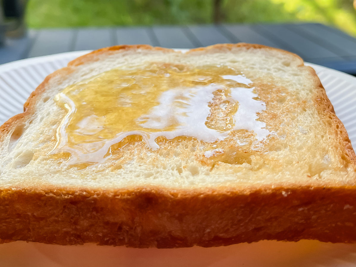 青空喫茶「ハチのひぐらし」の日本みつばちが作る "野生のハチミツ"買ってみたよ/広島県湯来町