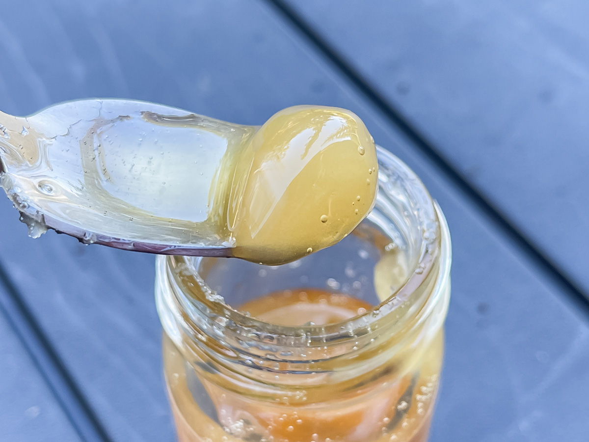 青空喫茶「ハチのひぐらし」の日本みつばちが作る "野生のハチミツ"買ってみたよ/広島県湯来町