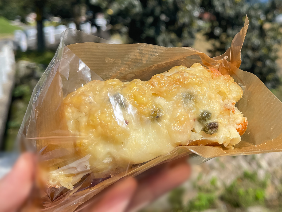 パン屋「カドナ(Cadona)」のフォカッチャとタルティーヌとチャパタサンド食べたよ！／広島県戸山地区