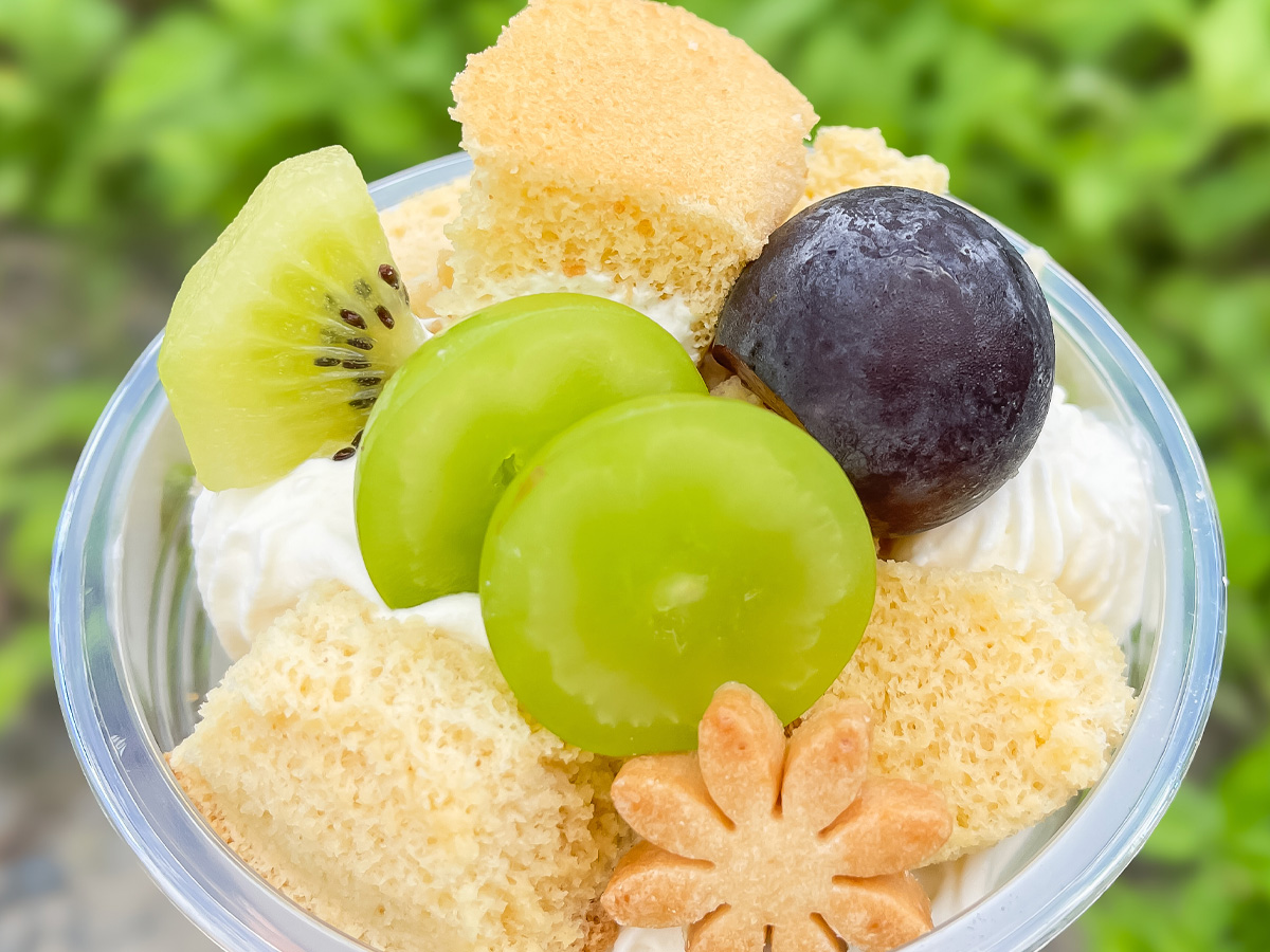 「toroffon」の気まぐれ純生シフォンカップ、米粉ノンオイルシフォンケーキ(ロイヤルミルクティー)食べたよ！／広島県