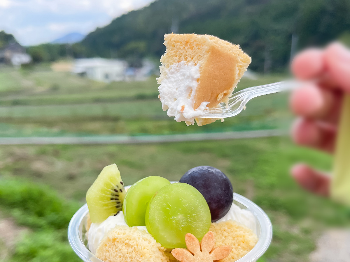 「toroffon」の気まぐれ純生シフォンカップ、米粉ノンオイルシフォンケーキ(ロイヤルミルクティー)食べたよ！／広島県