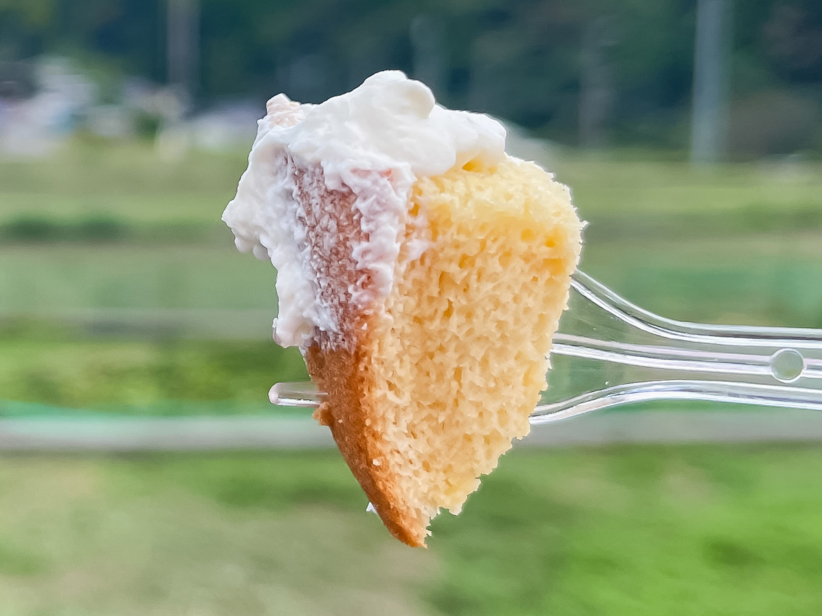 「toroffon」の気まぐれ純生シフォンカップ、米粉ノンオイルシフォンケーキ(ロイヤルミルクティー)食べたよ！／広島県