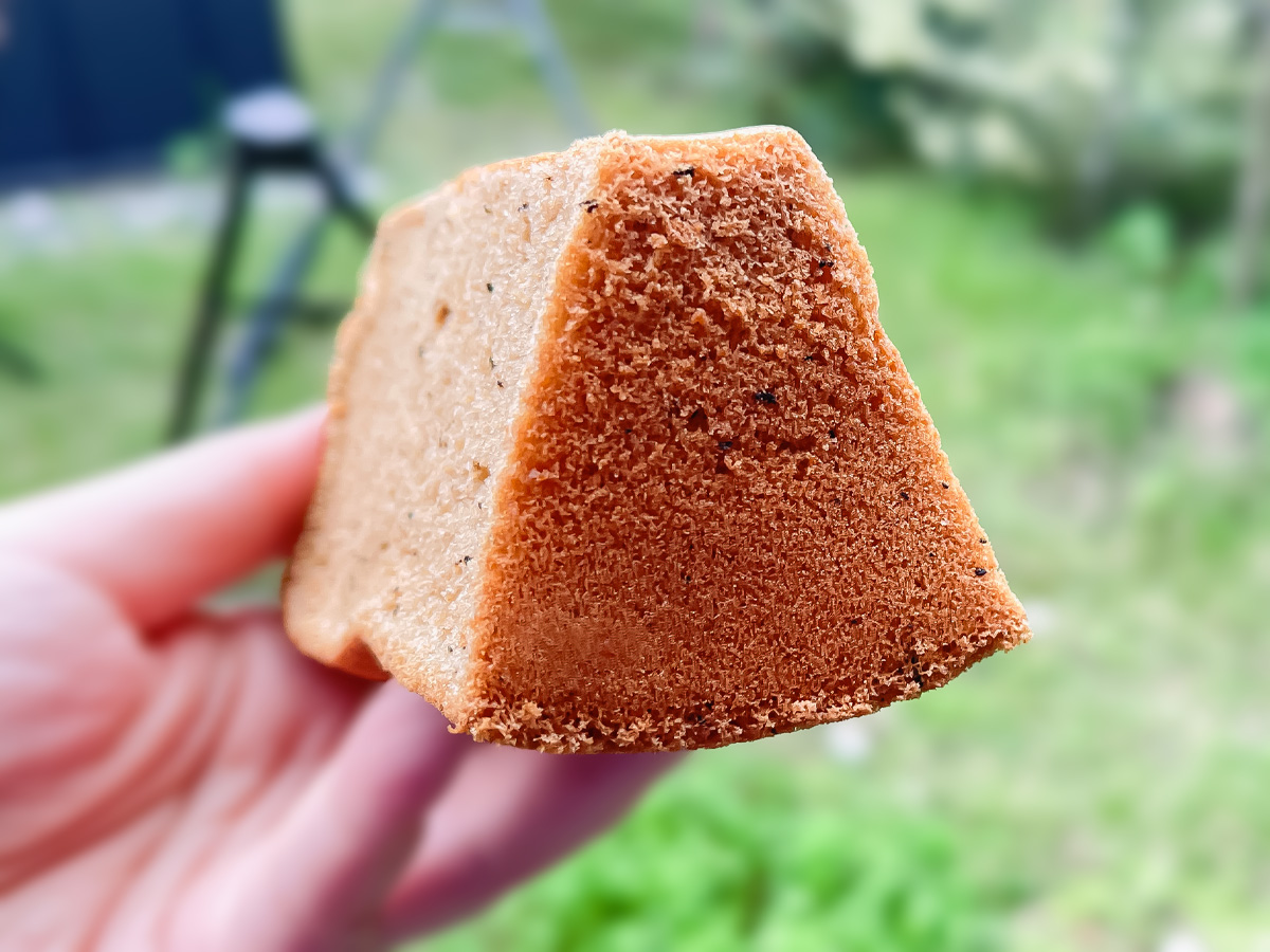 「toroffon」の気まぐれ純生シフォンカップ、米粉ノンオイルシフォンケーキ(ロイヤルミルクティー)食べたよ！／広島県