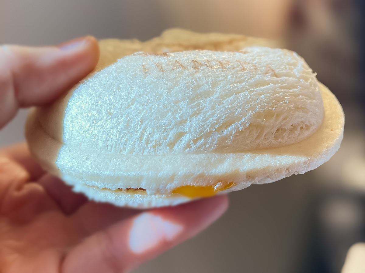 とんかつ「まい泉」のポケットサンド(ヒレかつたまご)食べたよ！／東京・羽田空港