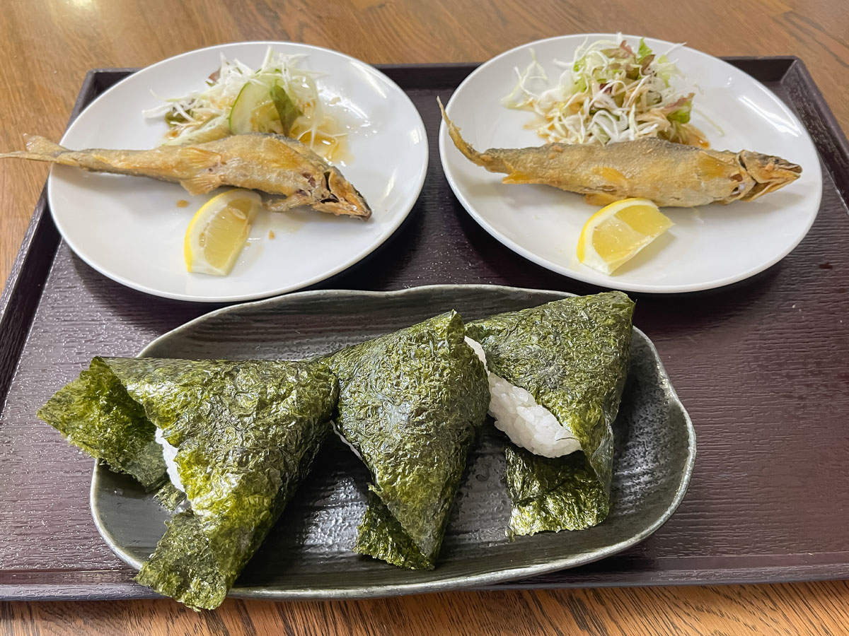 「湯来つり堀」で釣った”鮎”を塩焼き・唐揚げにしてもらって食べた!/広島県湯来町