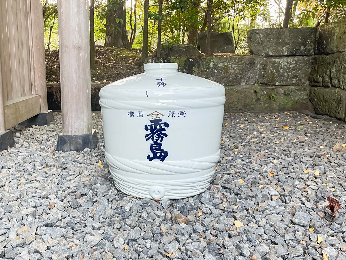 「霧島ファクトリーガーデン」で芋焼酎の黒霧島を使った"焼酎ソフトクリーム"食べた！／宮崎県都城市