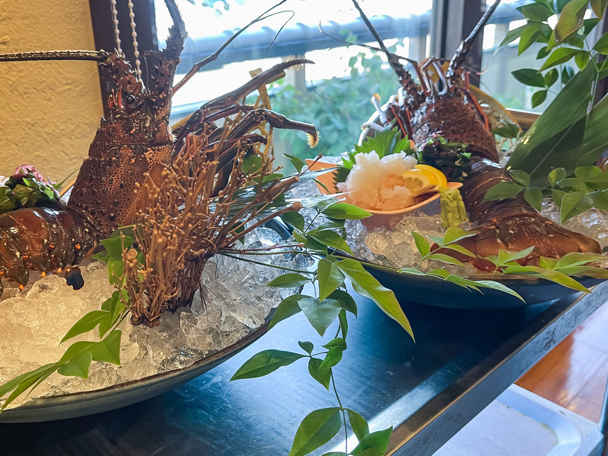 「活魚!! 寿司虎亭」で寒ぶりしゃぶしゃぶと伊勢海老のお造り食べたよ！／宮崎県都城市