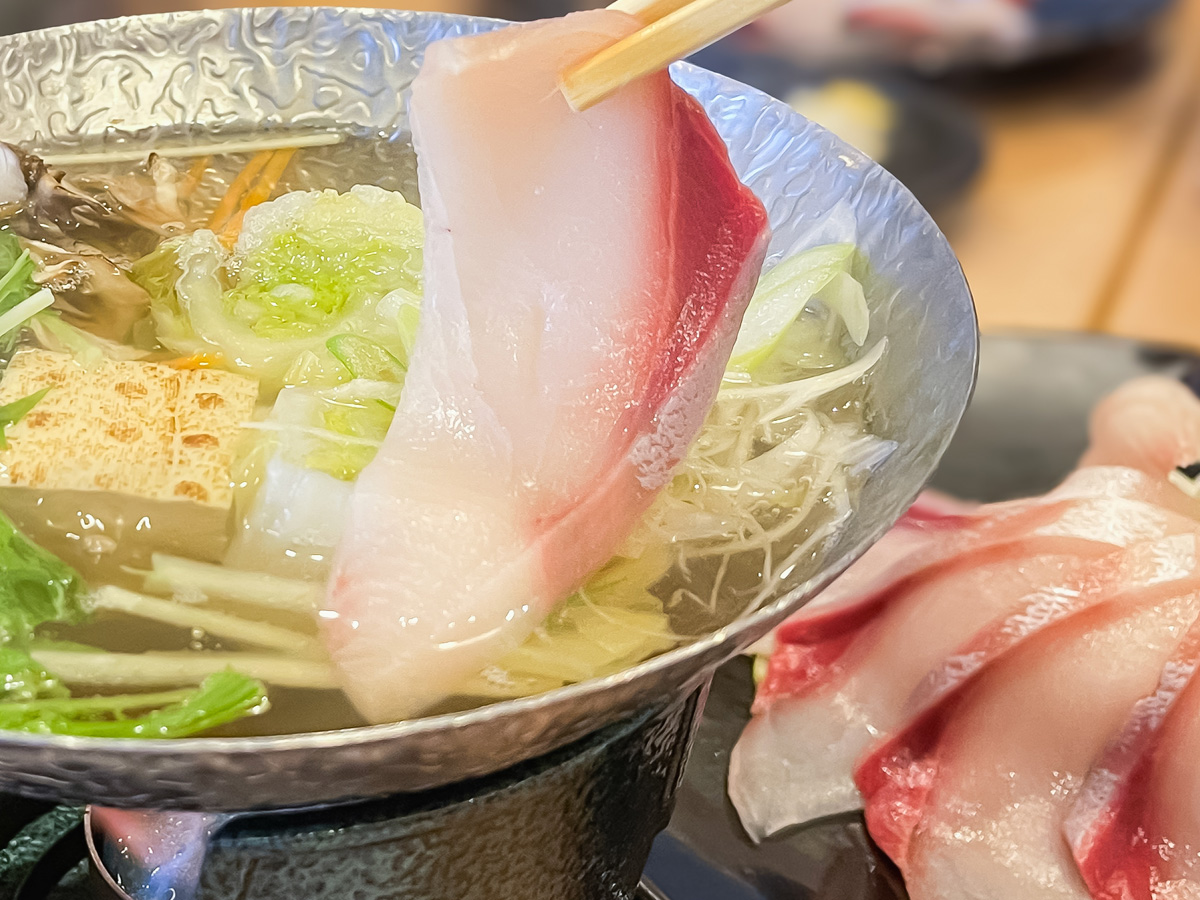 「活魚!! 寿司虎亭」で寒ぶりしゃぶしゃぶと伊勢海老のお造り食べたよ！／宮崎県都城市