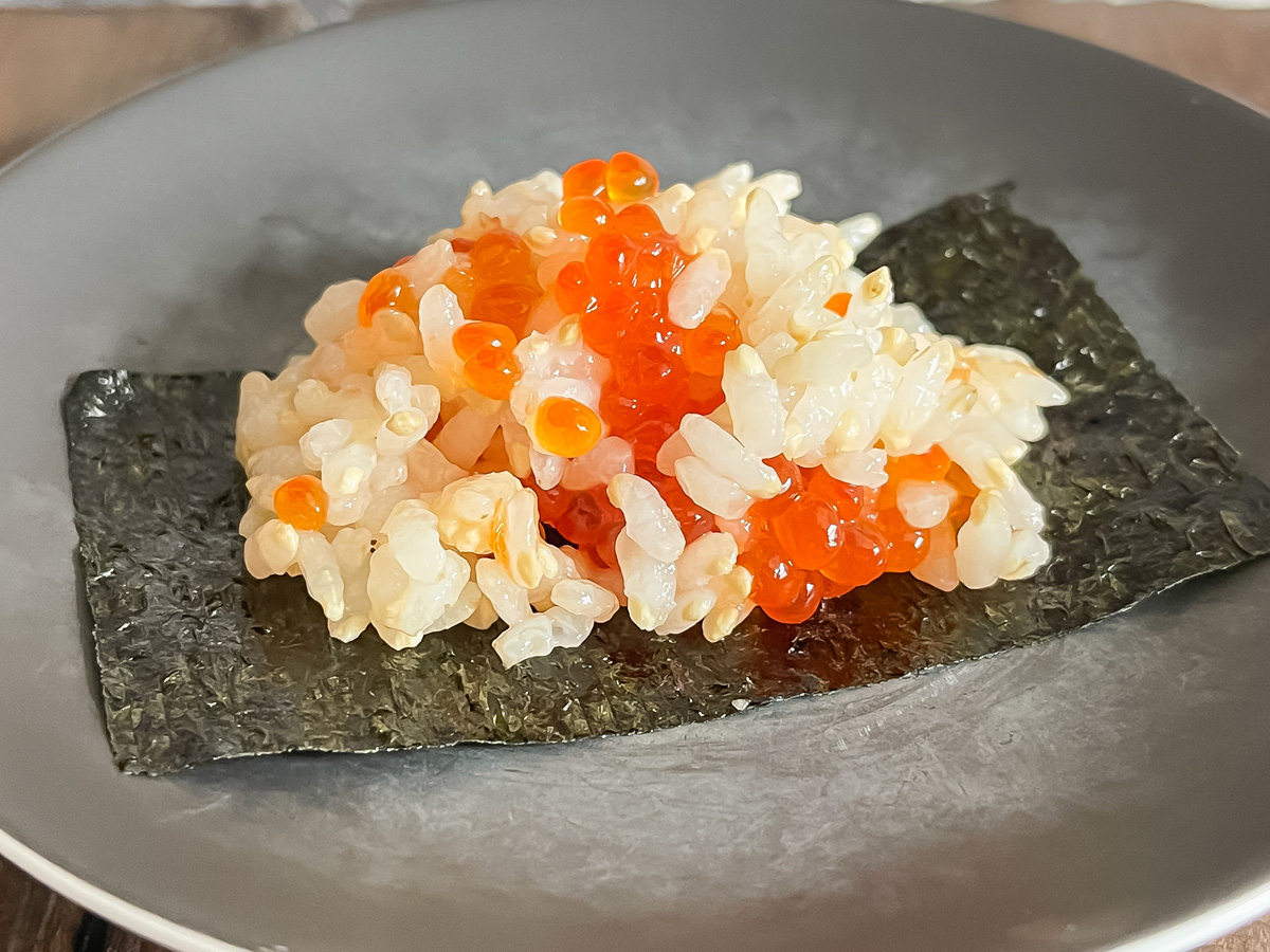 オカムラ食品工業(2938)の株主優待で、青森サーモン刺身・青森サーモン切り身、すじこきたよ！