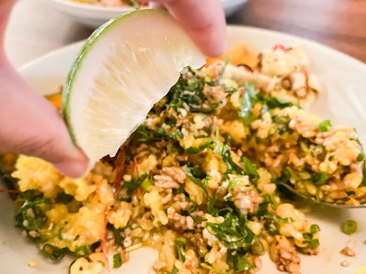 「スパイスカレー然(ぜん)」でチキンカレーとスパイスソボロカレー食べたよ！／宮崎県都城市