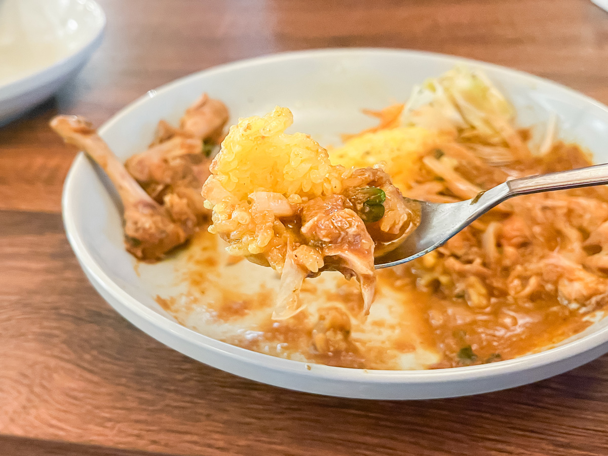 「スパイスカレー然(ぜん)」でチキンカレーとスパイスソボロカレー食べたよ！／宮崎県都城市