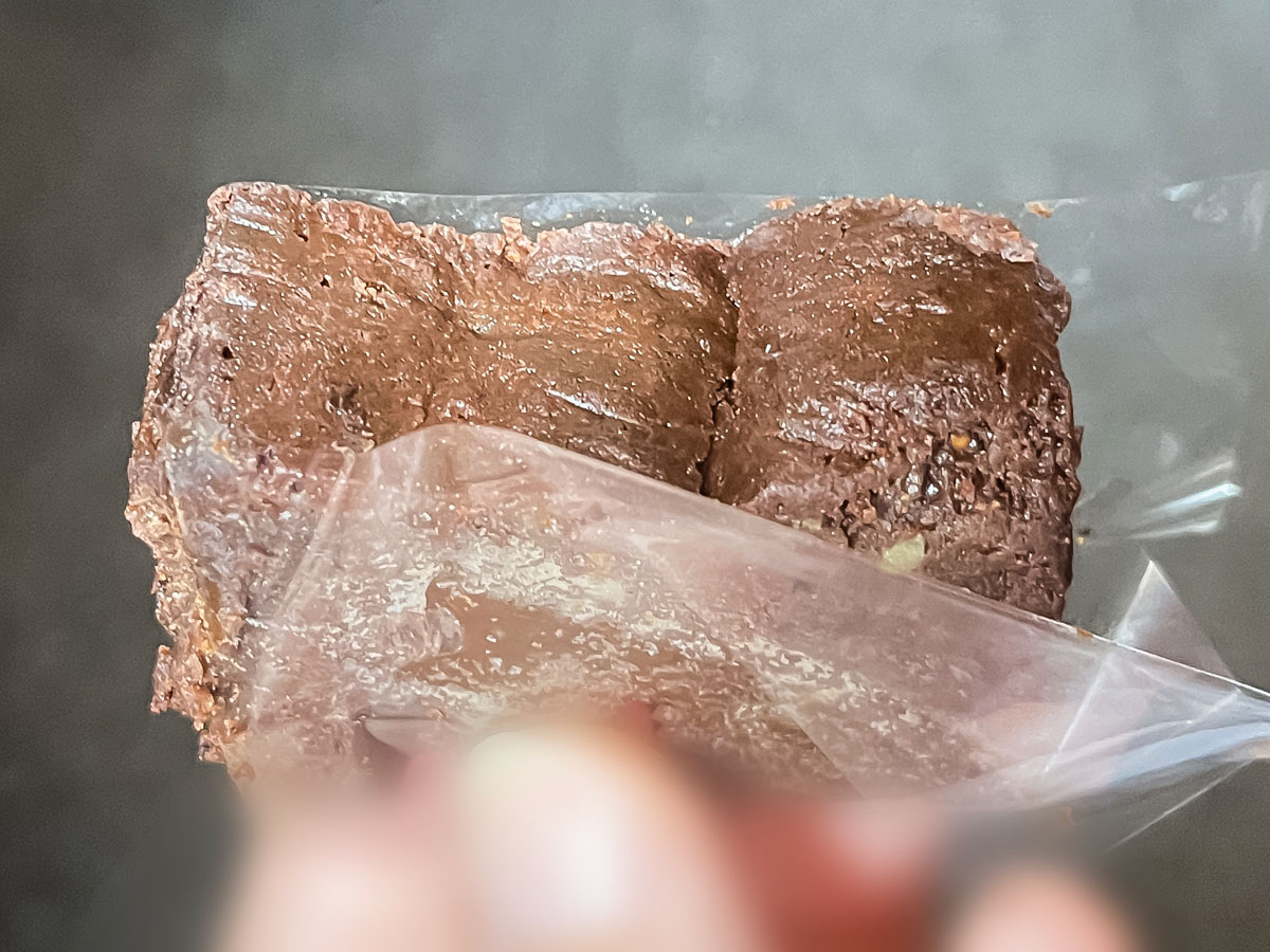 「兆紐(きざひも)」のグルテンフリー”シャルールガトーショコラ”買ってみたよ/道の駅 都城NiQLL(ニクル)