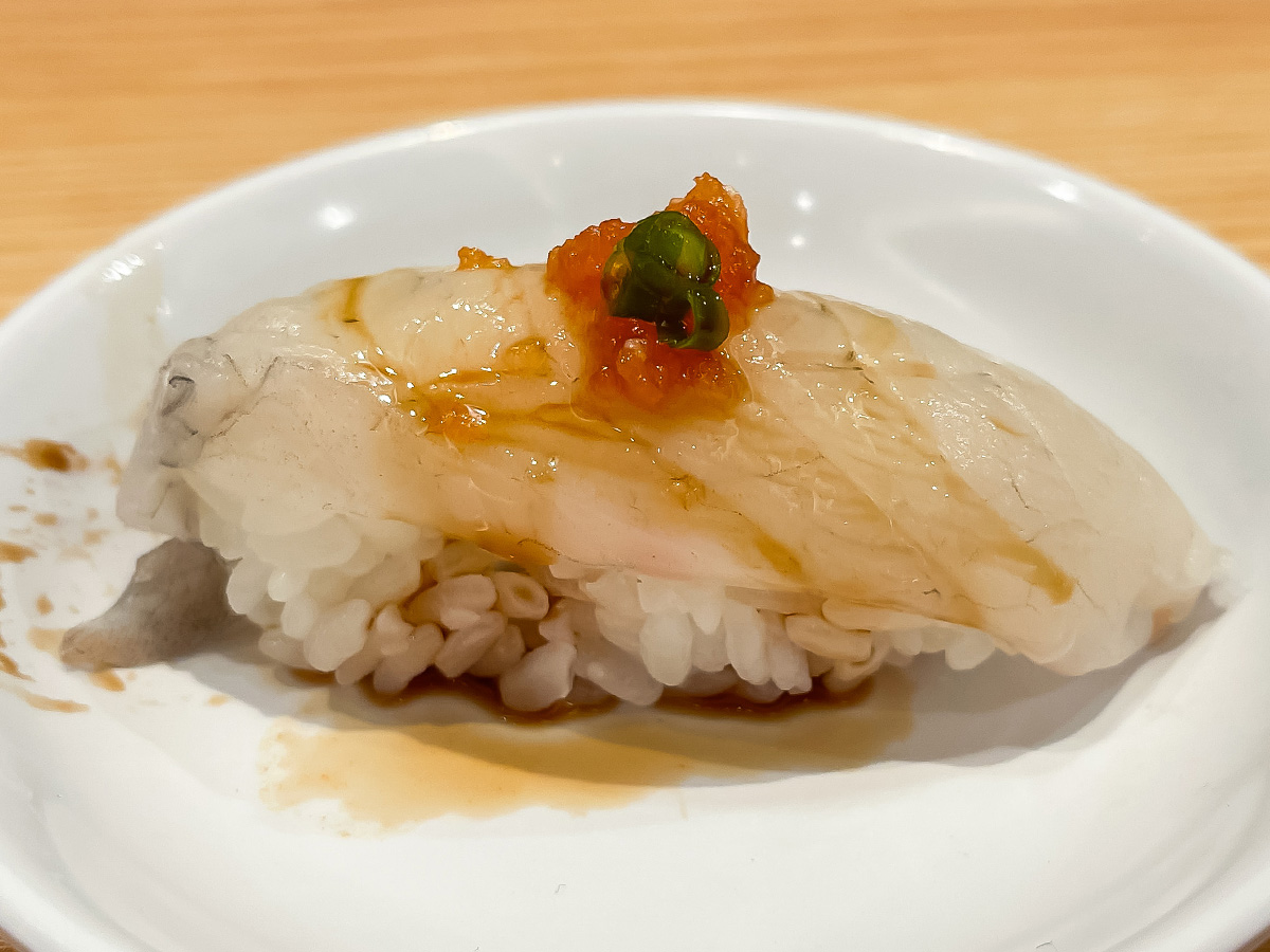 回転寿司「寿司虎」で寒ぶりトロ、白海老握り、カワハギなど食べた！／宮崎県都城市都北店