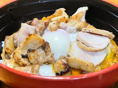 地鶏料理専門店「宮崎小林 地鶏の里」でお刺身盛合せ、親子孫丼食べたよ／宮崎県小林市
