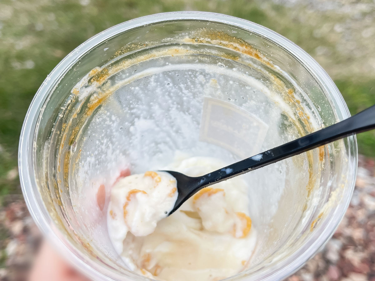 「高原アイスクリーム研究所」で黒蜜きなこソフトクリームパフェ食べたよ/宮崎県高原町