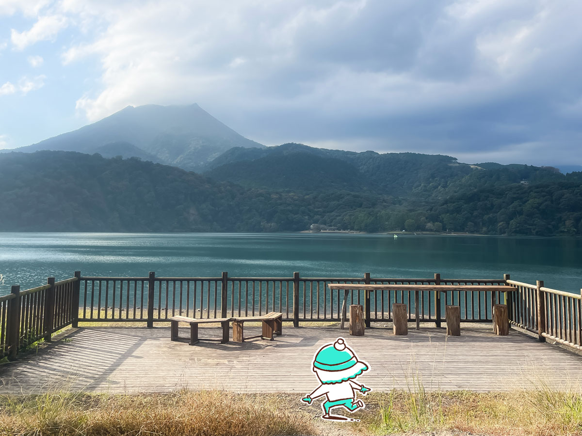霧島山最大の火口湖「御池(みいけ)」でミッシーに乗ってみたよ/宮崎県高原町