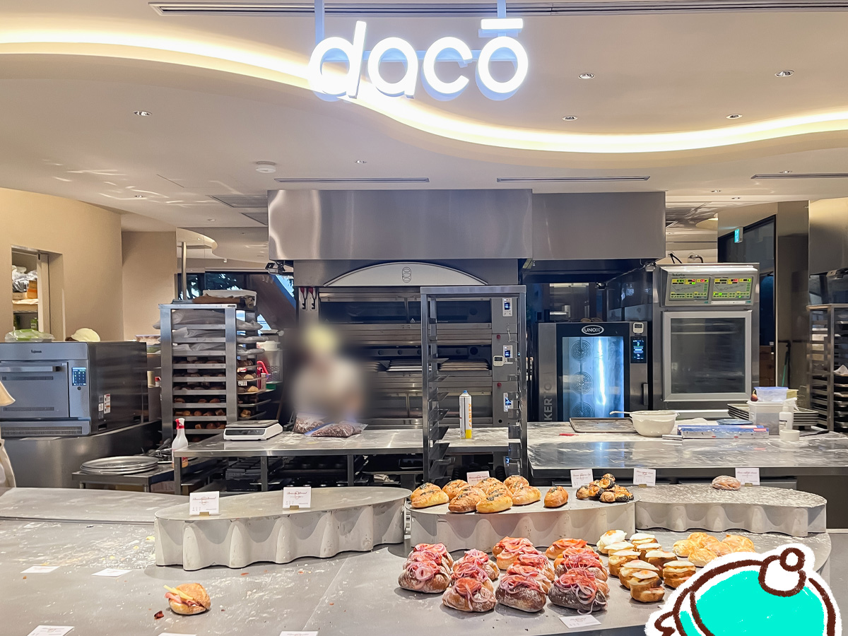「daco(ダコ)」で生ナポリドーナツ、タコスドッグ、カスクルート買ったよ！／横浜臨港パーク店