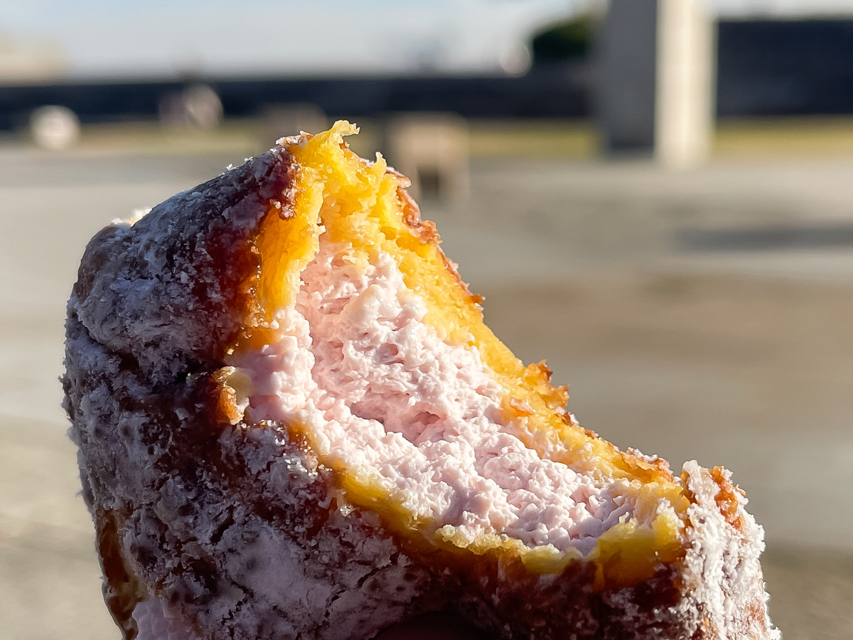 「I'm donut?(アイムドーナツ)」でクリームドーナツ、ショコラベリー、キャラメルクランチ買ったよ！／横浜臨港パーク店