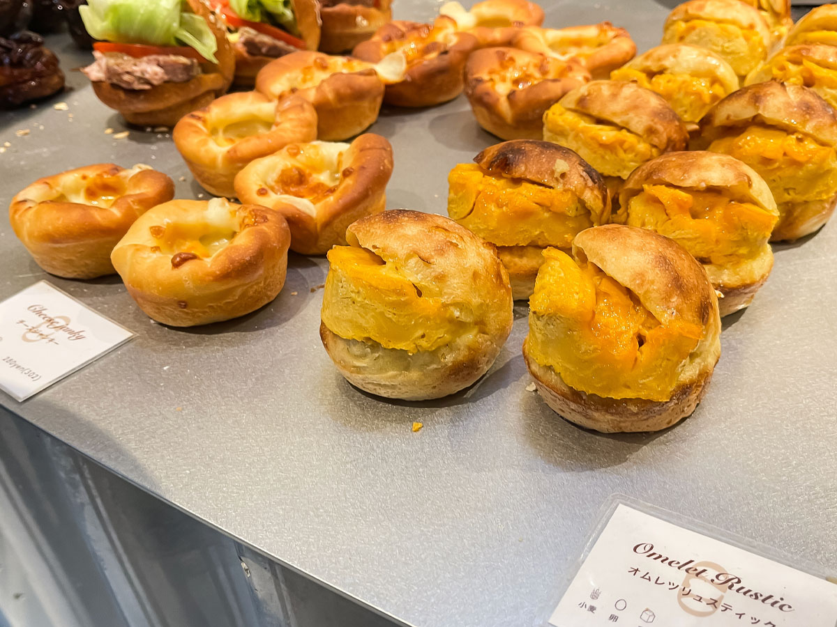 「daco(ダコ)」でチーズジャンキー、照り焼きバーガー、カカオキャラメルカマンベール買ったよ!/横浜臨港パーク店