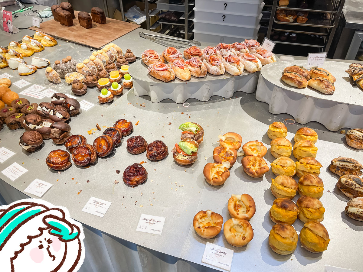 「daco(ダコ)」でチーズジャンキー、照り焼きバーガー、カカオキャラメルカマンベール買ったよ!/横浜臨港パーク店