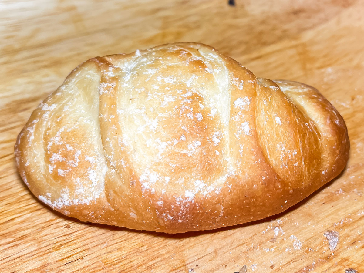 「daco(ダコ)」でチーズジャンキー、照り焼きバーガー、カカオキャラメルカマンベール買ったよ!/横浜臨港パーク店