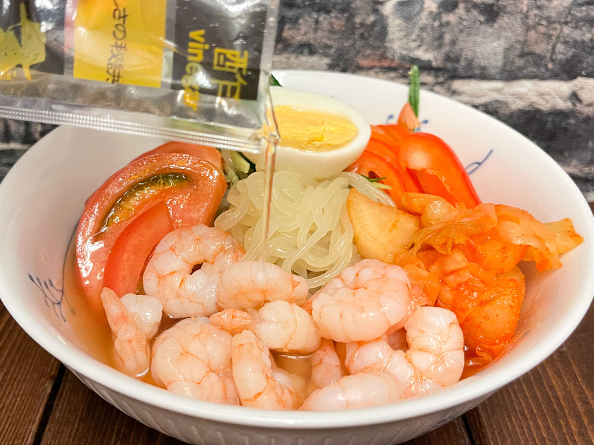 ゆうちょ銀行(7182)の株主優待で、ぴょんぴょん舎の冷麺三種詰合せがきたよ！