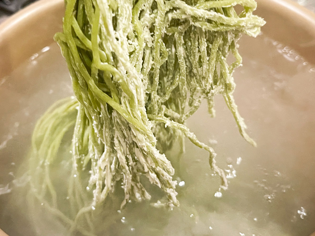 ゆうちょ銀行(7182)の株主優待で、ぴょんぴょん舎の冷麺三種詰合せがきたよ！