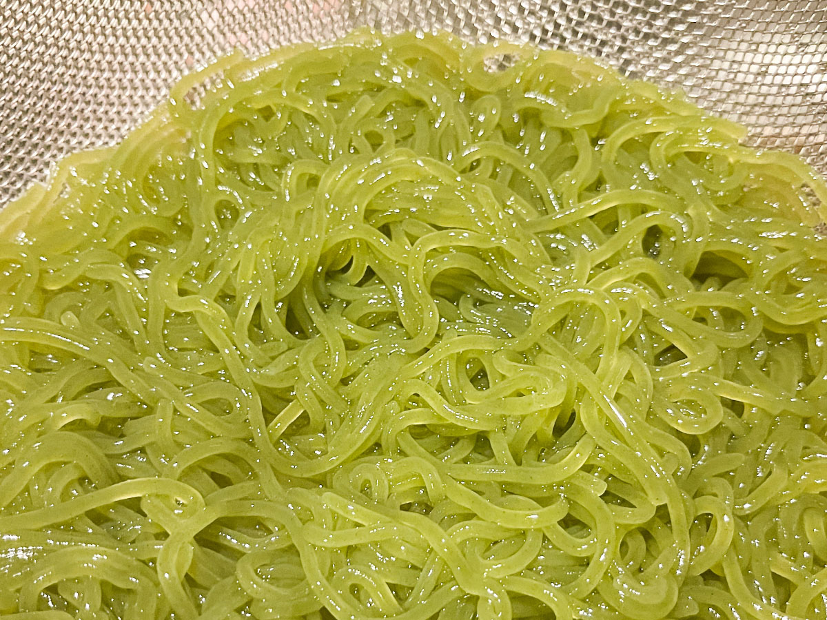 ゆうちょ銀行(7182)の株主優待で、ぴょんぴょん舎の冷麺三種詰合せがきたよ！