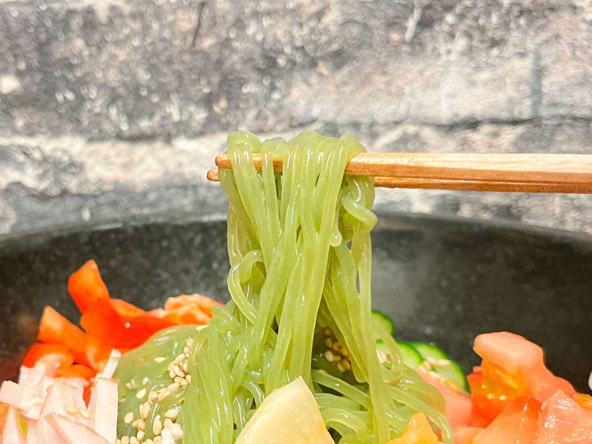 ゆうちょ銀行(7182)の株主優待で、ぴょんぴょん舎の冷麺三種詰合せがきたよ！