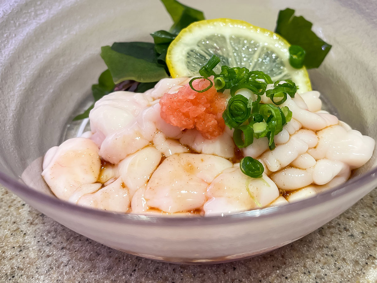 「氷見きときと寿司」で寒ぶり大トロ、白えび、甘エビ昆布〆食べた！／富山駅 とやマルシェのれん横丁