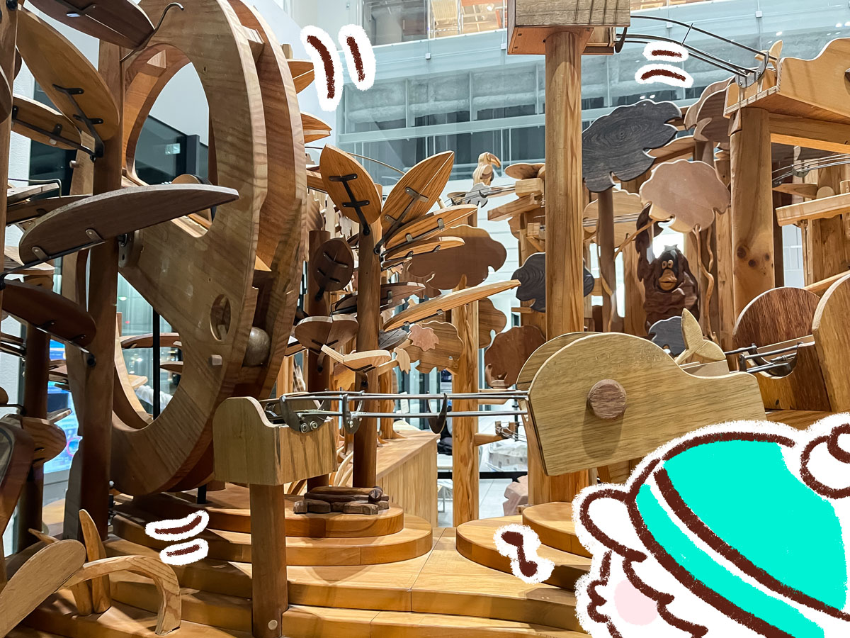 図書館併設の「富山市ガラス美術館」に行ってみたよ／富山県富山市