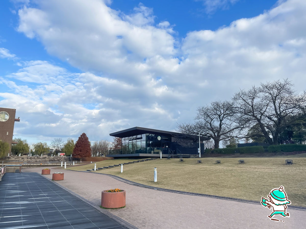 「スターバックス コーヒー」でハム&マリボーチーズ石窯フィローネ食べたよ／富山環水公園店