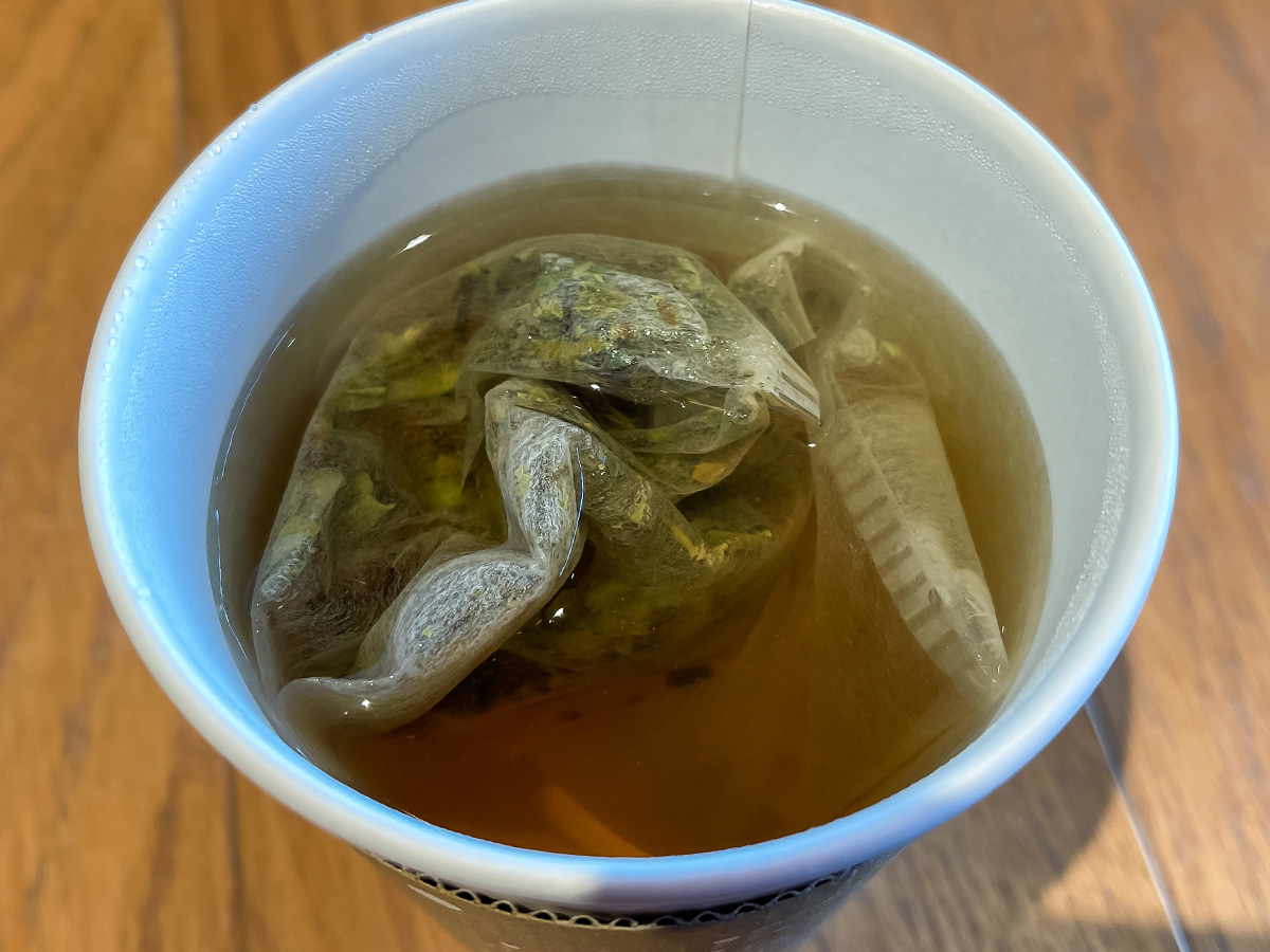 「点点茶(てんてんちゃ)」で能登ミルク使用ジェラート食べたよ!/富山県環水テラス 1階