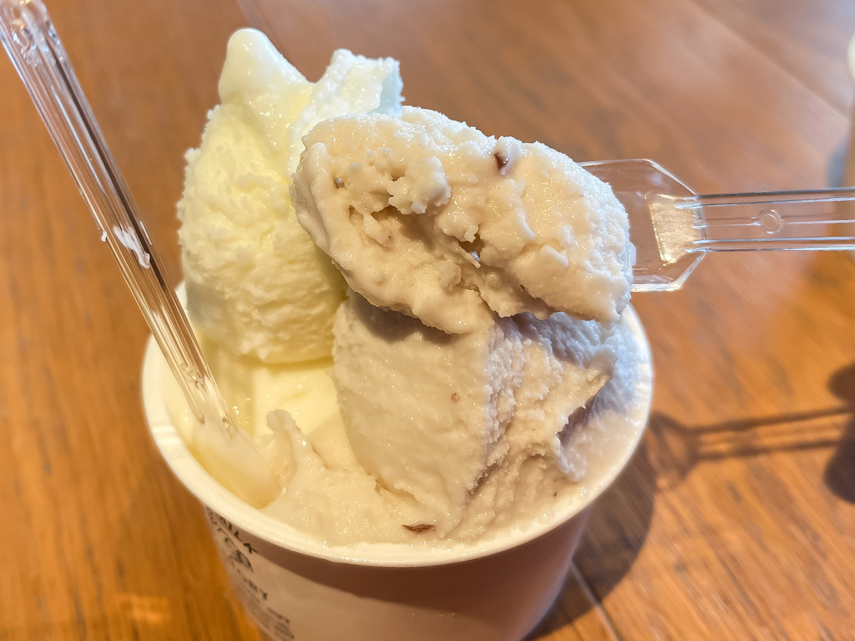 「点点茶(てんてんちゃ)」で能登ミルク使用ジェラート食べたよ!/富山県環水テラス 1階