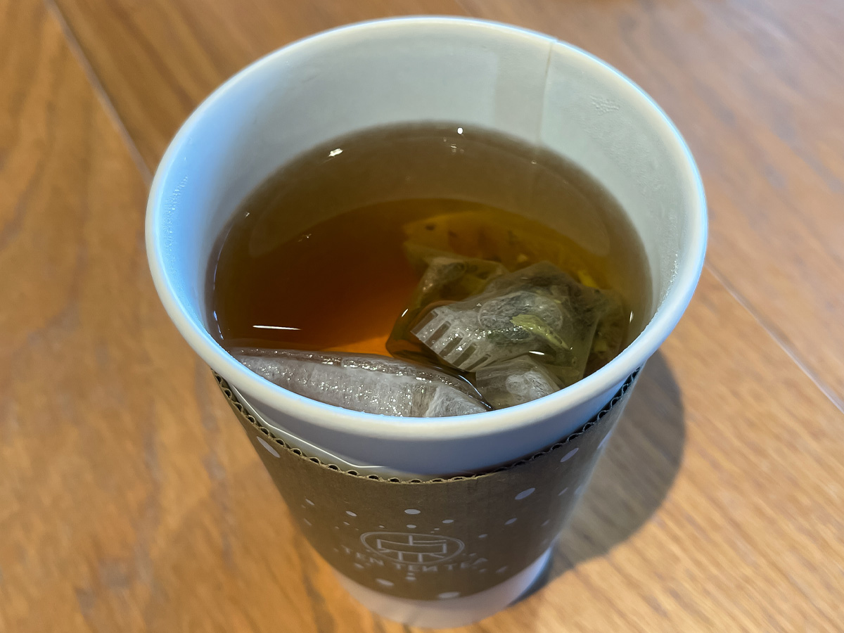 「点点茶(てんてんちゃ)」で能登ミルク使用ジェラート食べたよ!/富山県環水テラス 1階