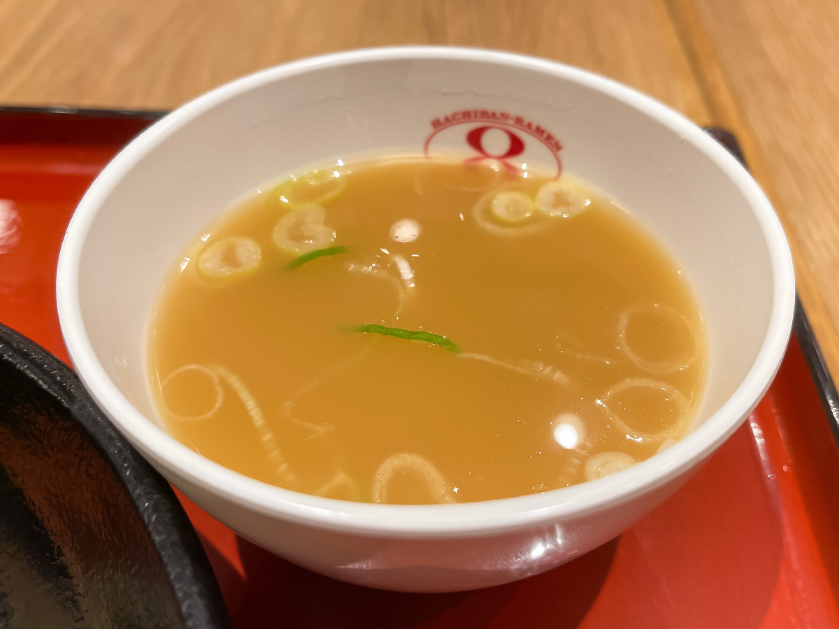 「8番らーめん」で野菜らーめん味噌味、チャーハン、餃子食べたよ!/富山駅店