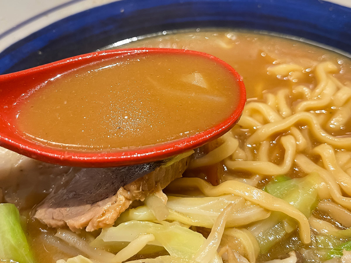 「8番らーめん」で野菜らーめん味噌味、チャーハン、餃子食べたよ!/富山駅店