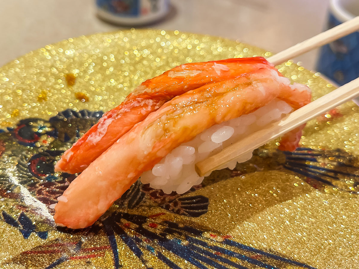 「氷見きときと寿司」でふくらぎ、辻の身、ハマチ、がすえび軍艦食べた!/富山駅とやマルシェのれん横丁