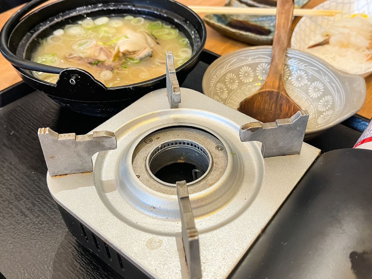 「富山湾食堂」で鮮魚店 魚廣で買った刺身やお寿司を食べたよ／富山県マルート内