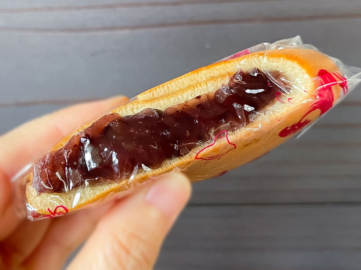 菓子舗「大塚屋」の三角どら焼き買ってみたよ／富山県岩瀬町