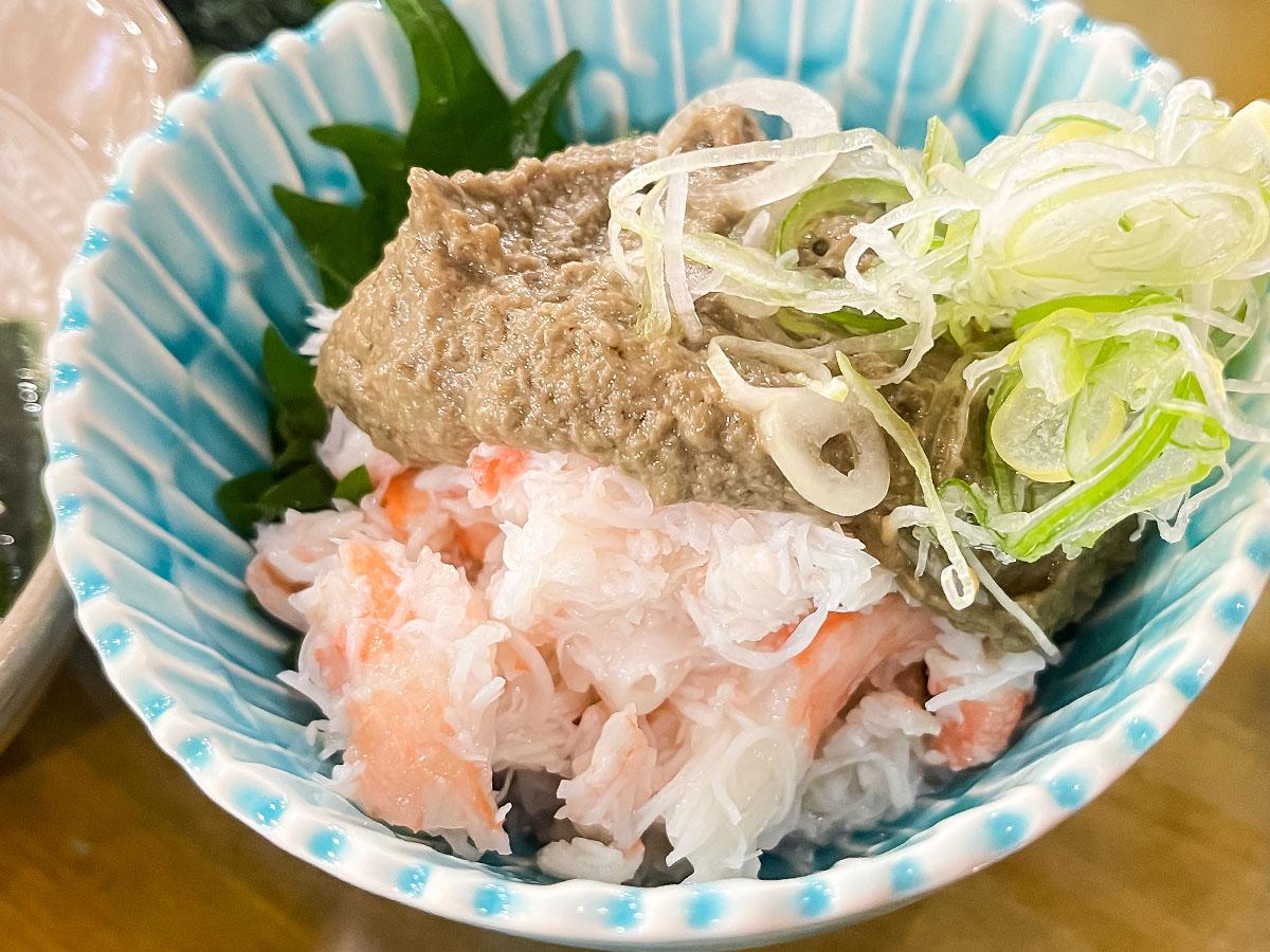 「魚どん亭」でお刺身盛合せ、白えび天丼、魚介ミックスフライ食べたよ！／富山駅 とやマルシェ
