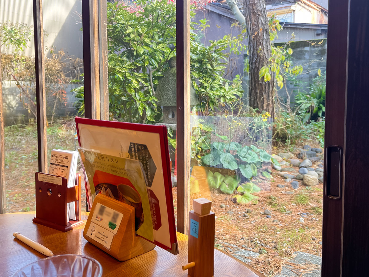 「金沢おみそしる倶楽部」で朝ごはん(おにぎりセット・焼き魚)食べたよ！／石川県金沢市