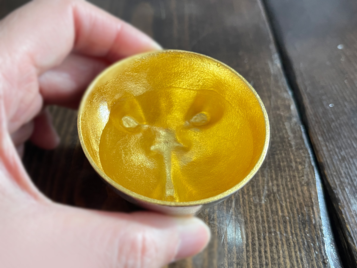 「NOUSAKU 能作」の午(うま) 金箔盃買ってみた!/富山県土産