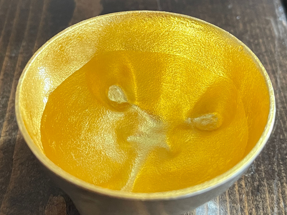 「NOUSAKU 能作」の午(うま) 金箔盃買ってみた!/富山県土産