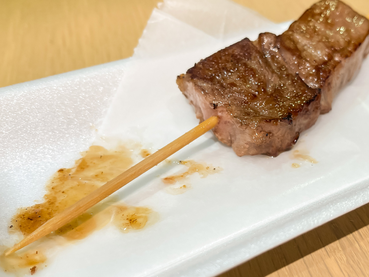 【まだ】近江町市場「NIKUO」でA5能登牛串食べてみた！／石川県金沢市