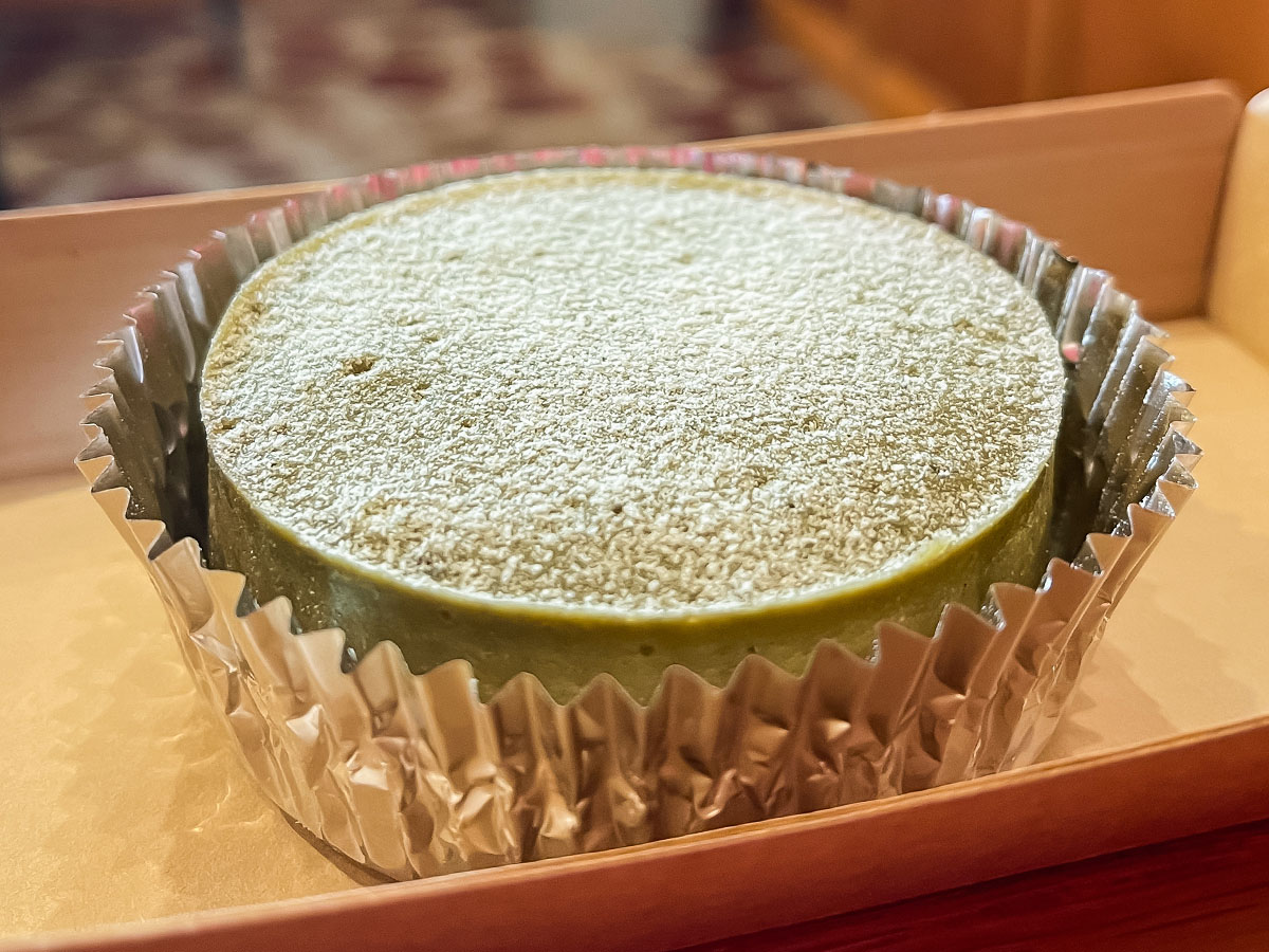 ヤマト・糀パークの「こめトはな」でブリュレと加賀棒茶のチーズケーキ食べたよ／石川県金沢市