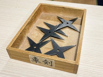 「忍者武器ミュージアム」で手裏剣投げ体験してみた！／石川県金沢市・にし茶屋街