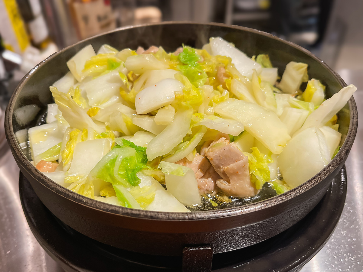 「さぶろうべい」でとりかわ、かきフライ、唐揚げ、名代白菜鍋(若鶏)食べた！／石川県金沢市